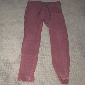 Burgundy skinny joggers